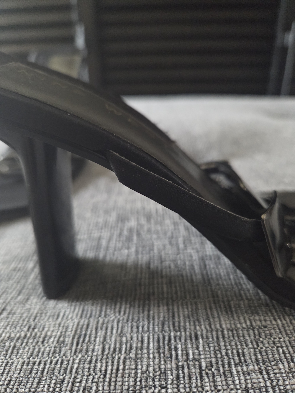 Nine West Silver Metallic Accents Square Toe Heel Sandals Size 8 - Picture 9 of 10